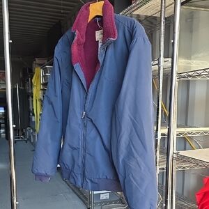 LL BEAN Men's Blue Puffer Jacket with Burgundy Interior